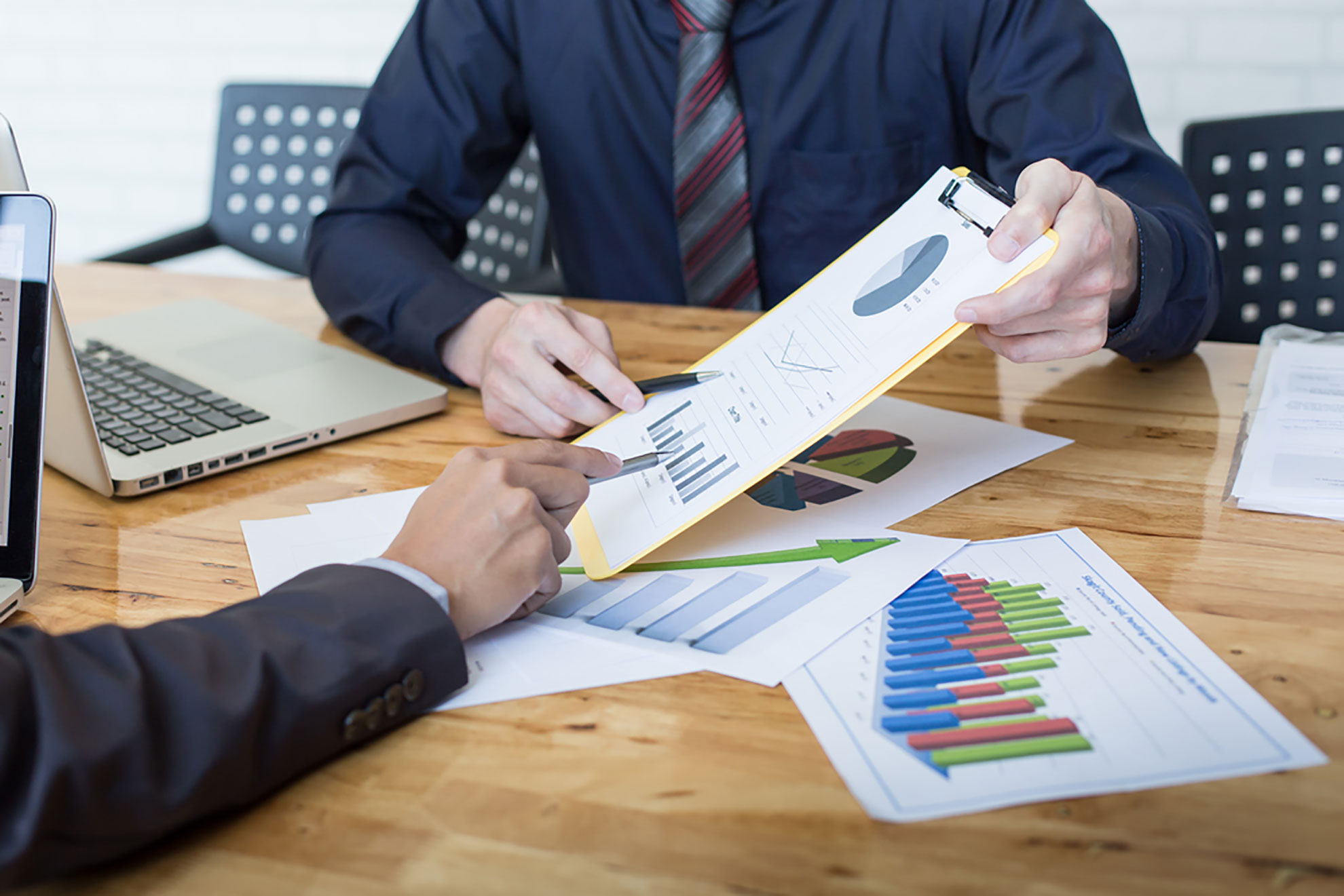 Senior Account Executive